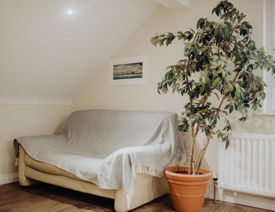 Betty'S Loft Apartamento Lisburn Exterior foto